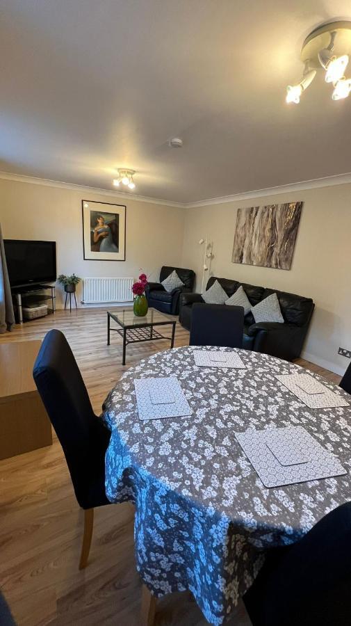 Edinburgh City Centre - Powderhall Modern Spacious 2 Bedroom Apartment With Free Parking Exterior photo